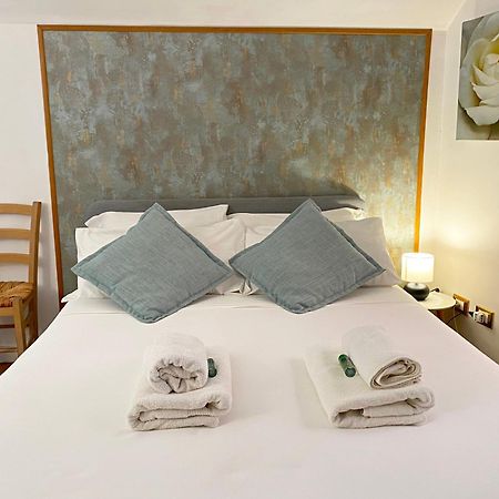 Апартаменты Karma House Deluxe Navona Рим Экстерьер фото